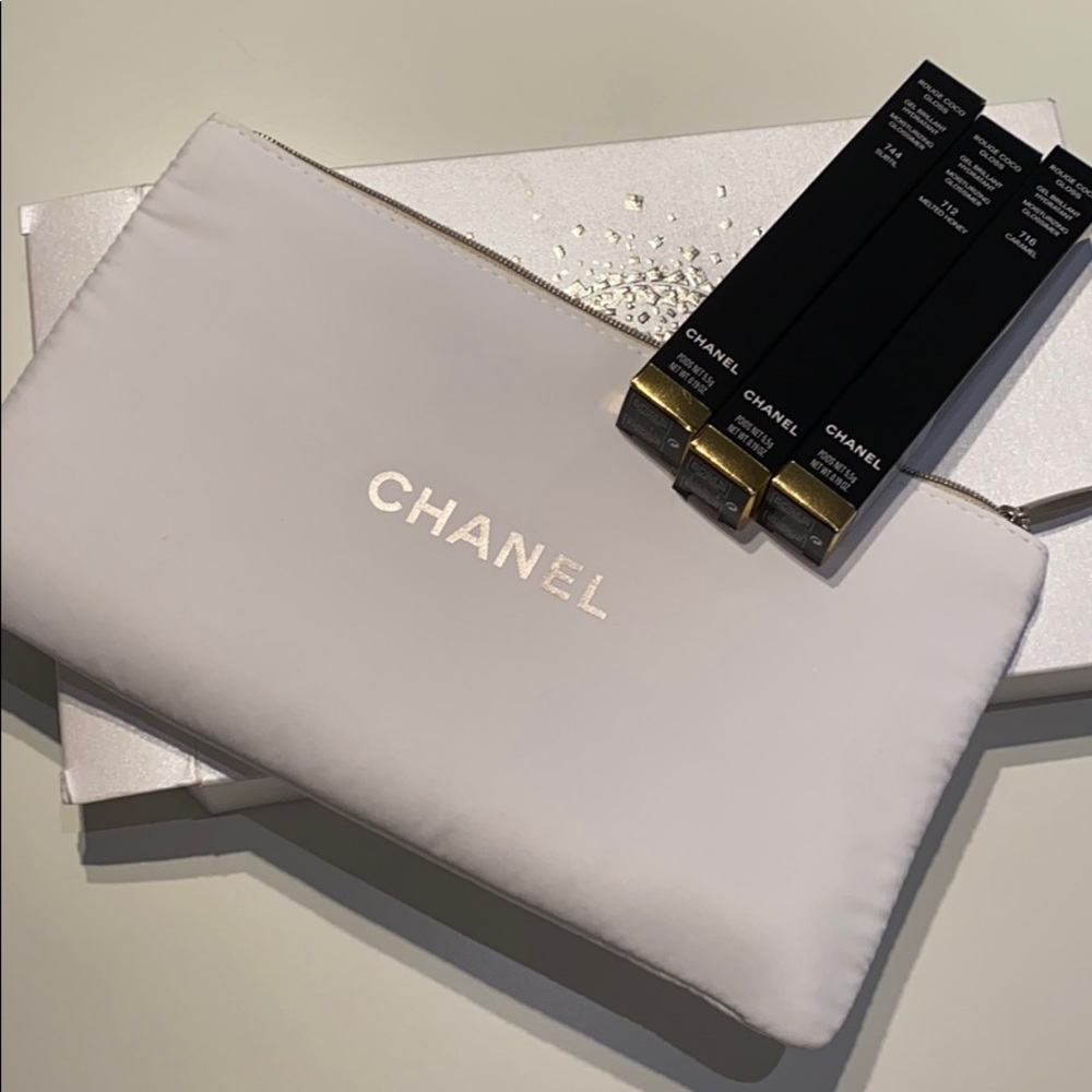 Chanel nude mood (rouge coco gloss trio)